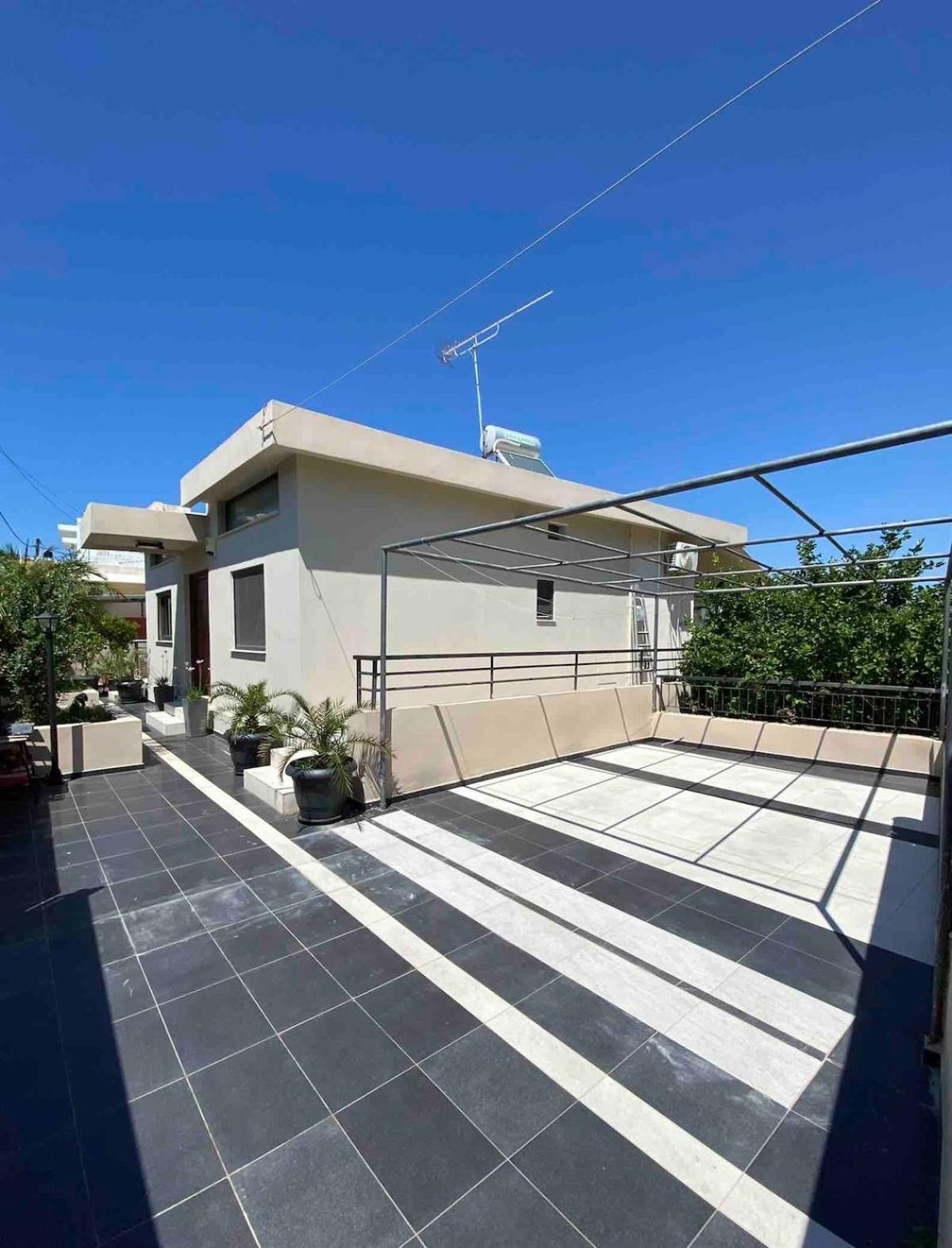 Golden View Villa Kato Daratso Exterior photo